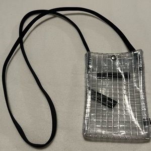 urban outfitters purse